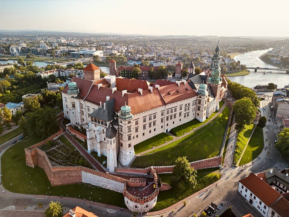 Poland — Polonista NAWA 2026 Scholarship (Study in Poland)